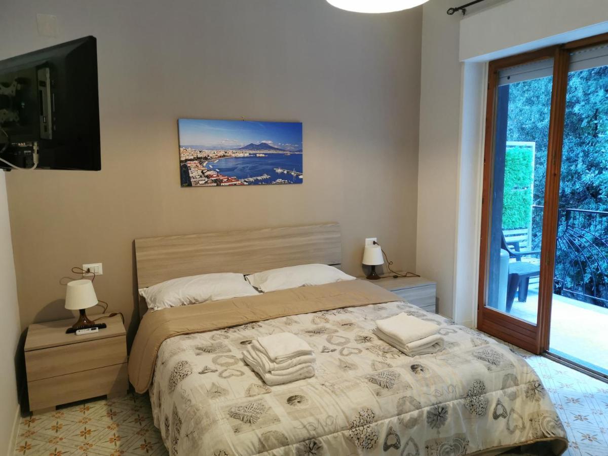 Sorrento'S Holidays Rooms Exteriör bild