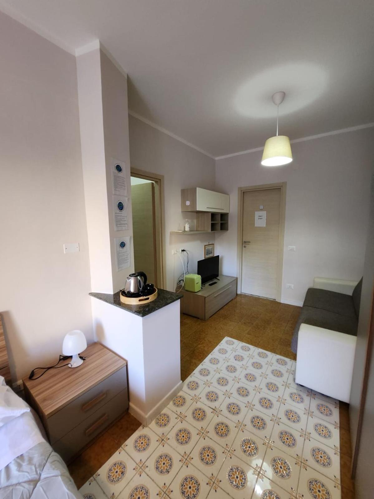 Sorrento'S Holidays Rooms Exteriör bild