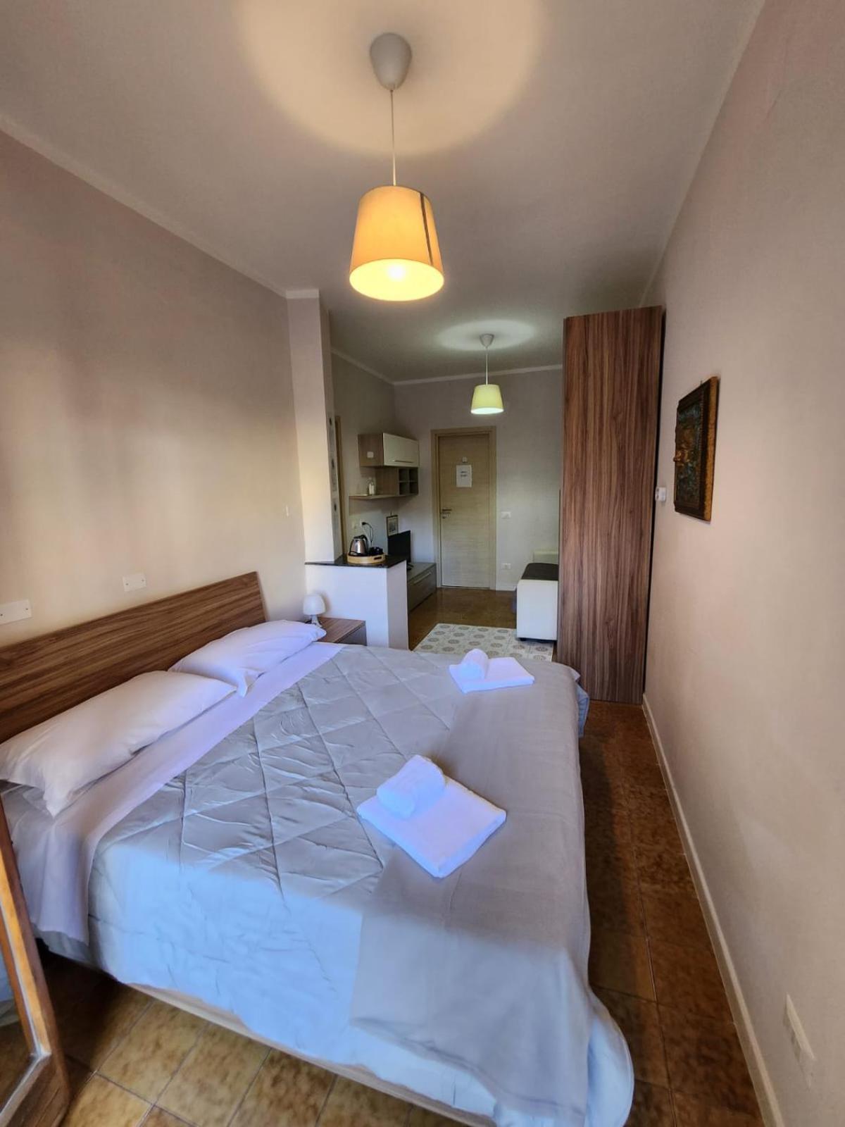 Sorrento'S Holidays Rooms Exteriör bild